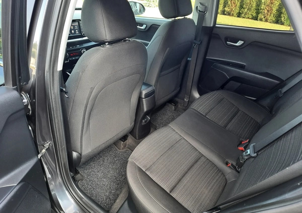 Kia Stonic cena 59800 przebieg: 93000, rok produkcji 2019 z Trzemeszno małe 497